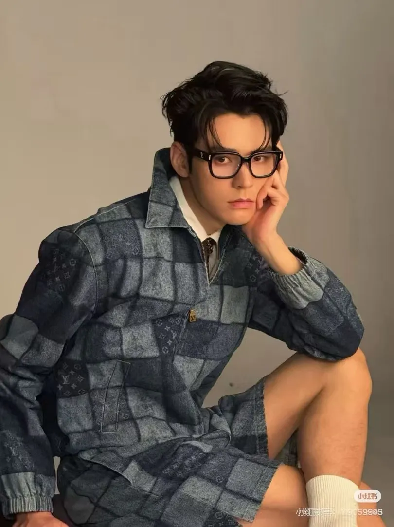Louis Vuitton/Louis Vuitton burnt letter checkerboard denim jacket